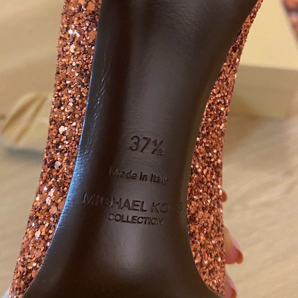 Michael Kors collection glitter pump - Picture 9 of 9